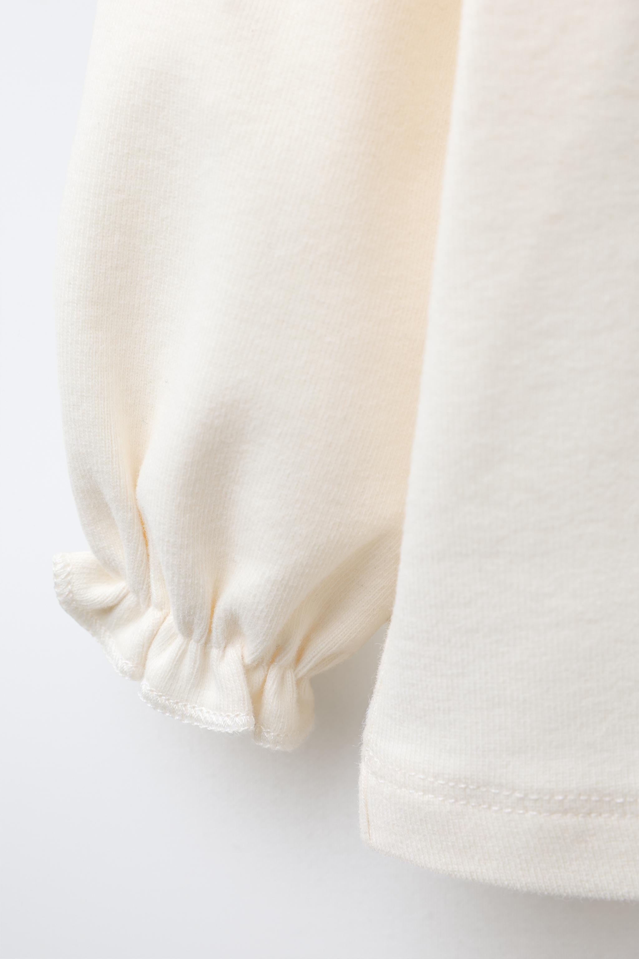 EMBROIDERED WARM PETER PAN COLLAR TOP